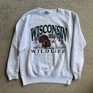 Vintage 90s turkey Wisconsin wildlife crewneck sweatshirt